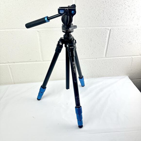Benro Slim Video Tripod Kit with S2CSH Head Aluminum - Picture 2 of 9